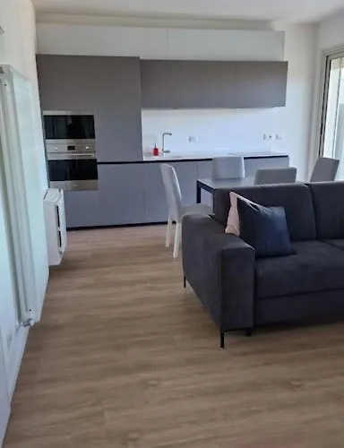 Cozy Flat In *